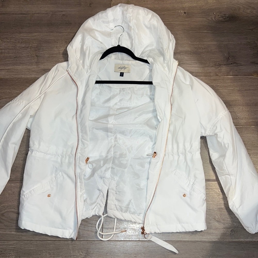 Daytrip light coat